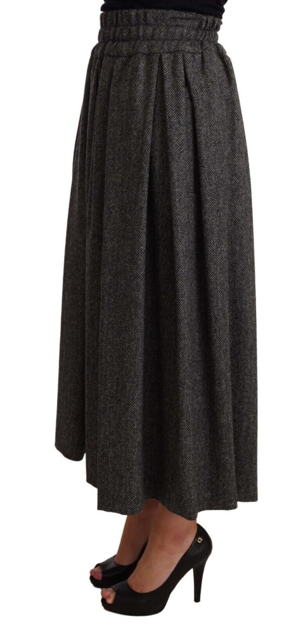 Dolce & Gabbana Elegant A-Line Midi Wool Skirt in Gray Zigzag - Image 2
