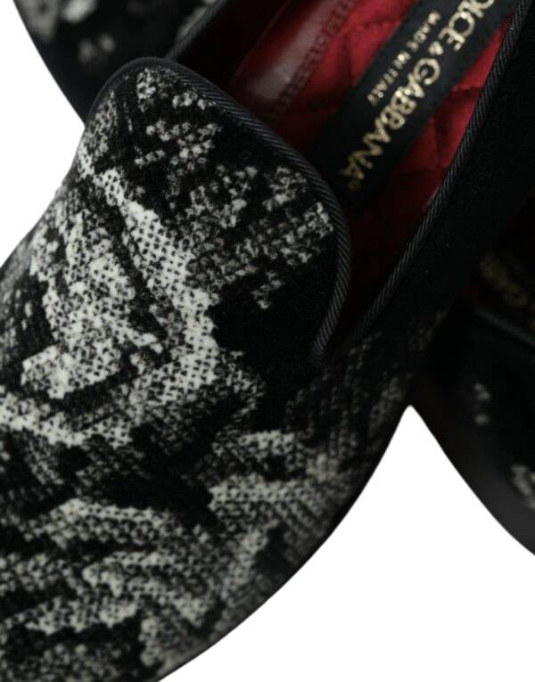 Dolce & Gabbana Elegant Floral Velvet Loafers - Image 8
