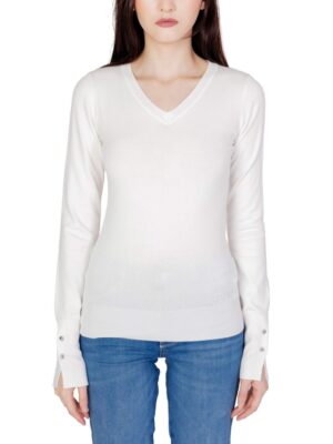 Guess White Cotton Tops & T-Shirt