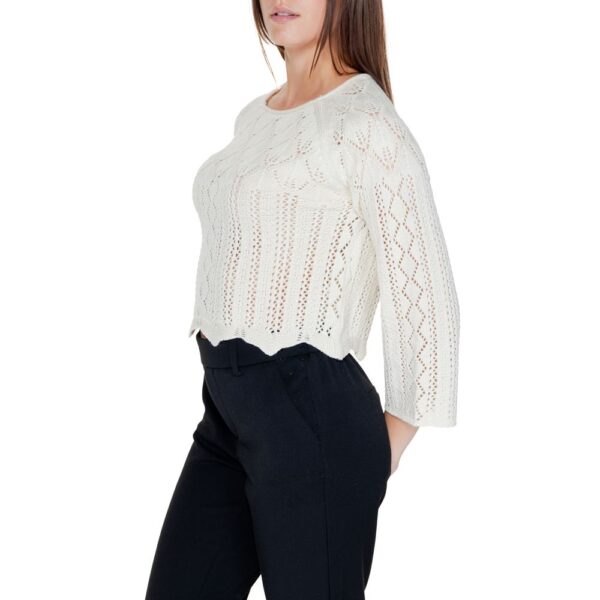 Vero Moda Beige Cotton Tops & T-Shirt - Image 2