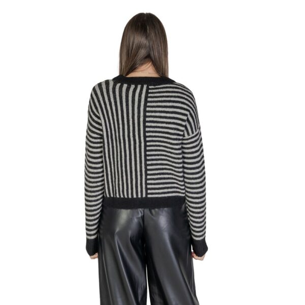 Vero Moda Black And White Recycled Polyester Sweater - Image 2