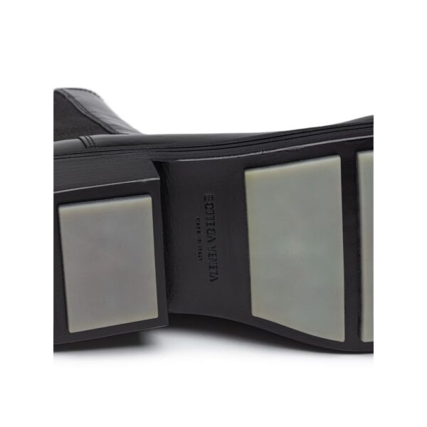 Bottega Veneta Black Leather Boot - Image 5