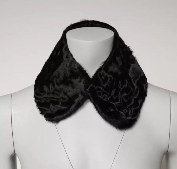 Dolce & Gabbana Black Lamb Fur Collar Women Neck Wrap Scarf - Image 6