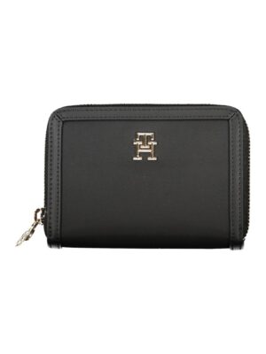 Tommy Hilfiger Elegant Zip Wallet with Ample Storage