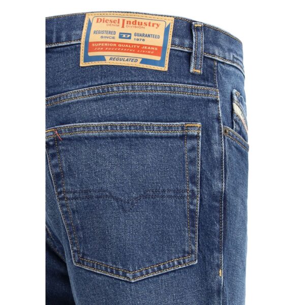 Diesel 2023 D-finitive Jeans - Image 3