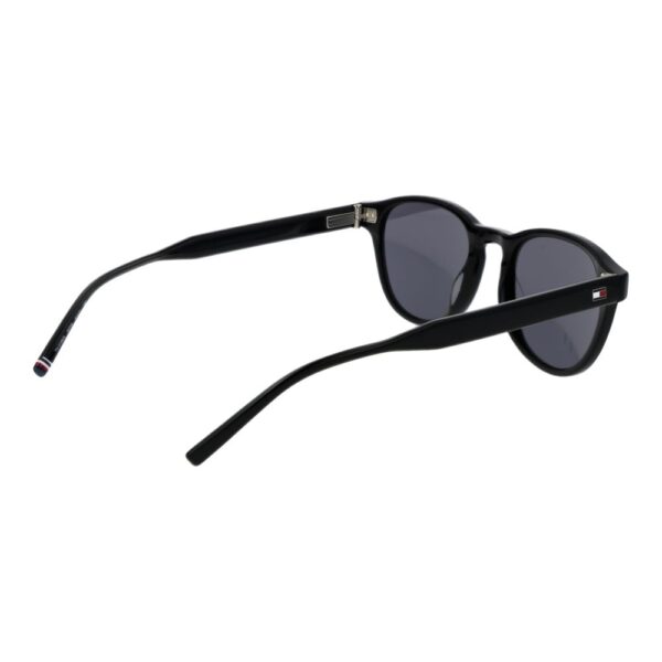 Tommy Hilfiger Black Men Sunglasses - Image 3