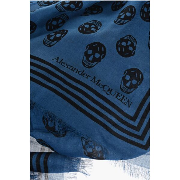 Alexander McQueen Two-Tone BIKER Foulard with All-Over Skulls Print - Image 3