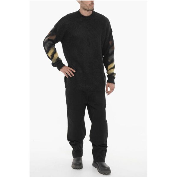 Off-White Crew-neck Fluffy Sweater with Contrasting Logo - Image 4