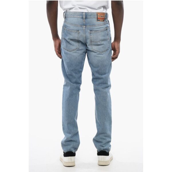 Diesel Mid Waist Slim Fit 1995 D-SARK Jeans 17cm L32 - Image 2