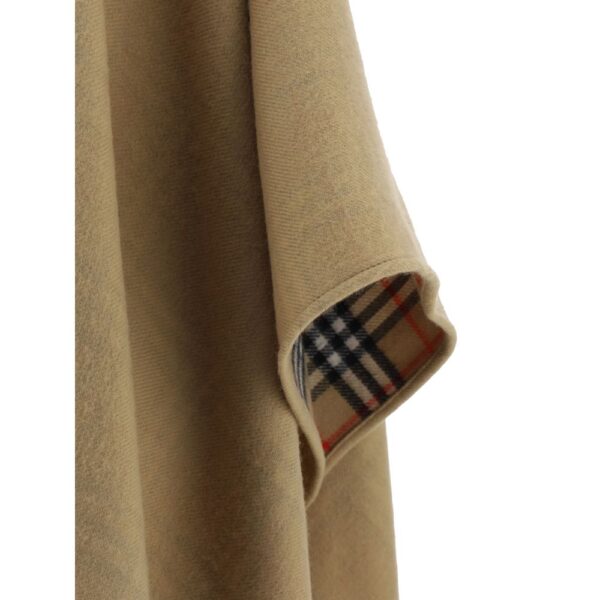 Burberry Cape - Image 6
